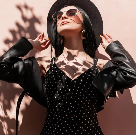 Dongguan Chongqian Clothing Co., Ltd. 